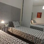 Flat In - Perfect Location