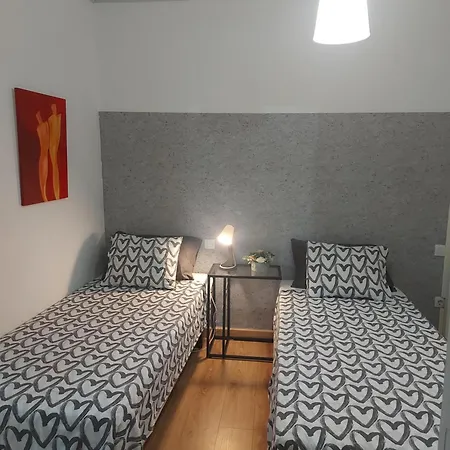 Flat In - Perfect Location شقة