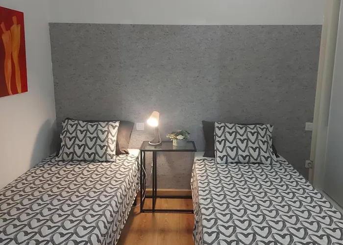 Flat In - Perfect Location * アレシフェ